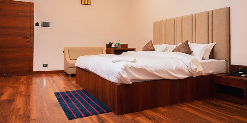 premium resort in kaziranga